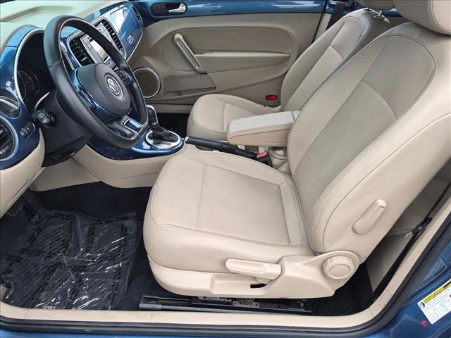 Used 2019 Volkswagen Beetle 2.0T S FWD image 13
