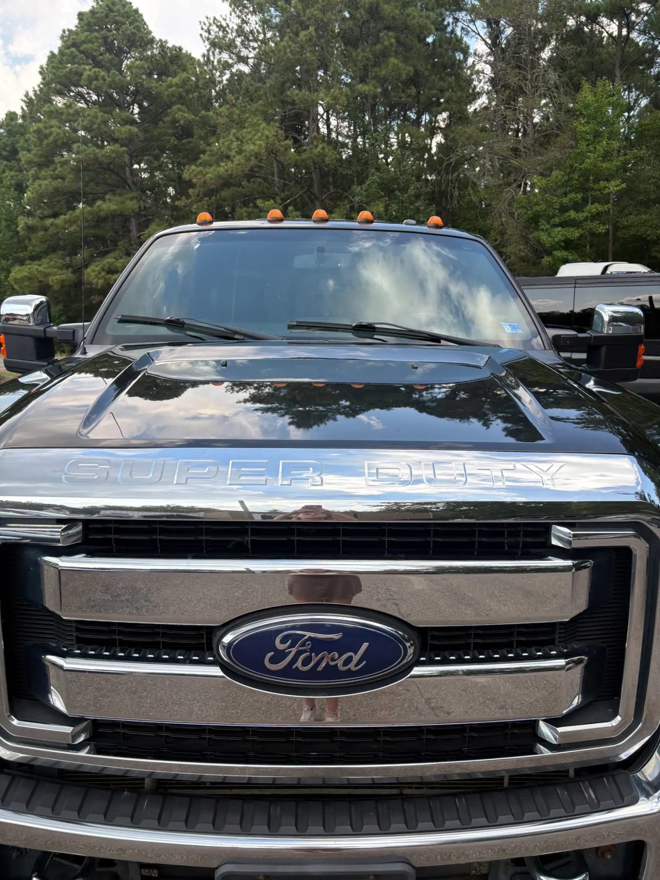Used 2015 Ford F250 Lariat w/ Lariat Chrome Package AWD/4WD image 9