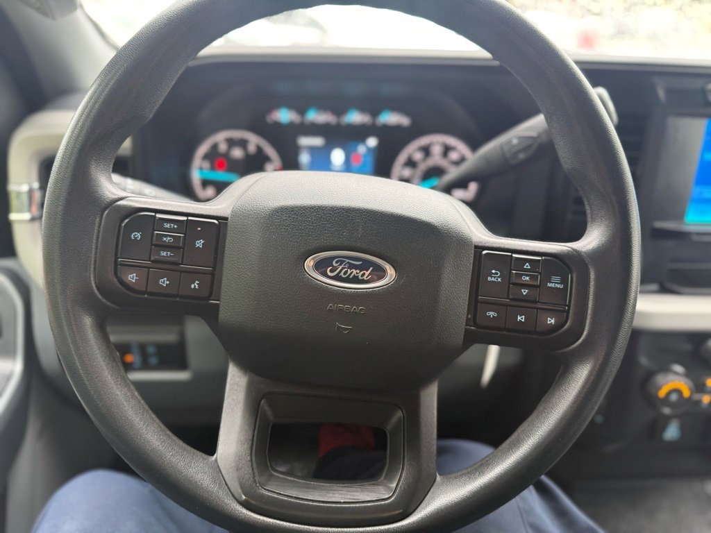 Used 2024 Ford F350 XLT image 31
