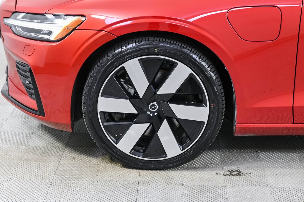 Certified 2024 Volvo S60 T8 Core w/ Climate Package AWD/4WD image 38