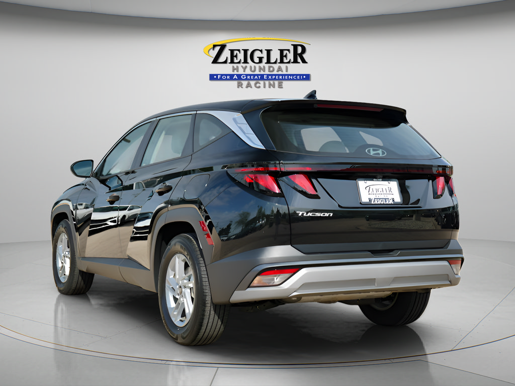 Certified 2026 Hyundai Tucson SE FWD image 5