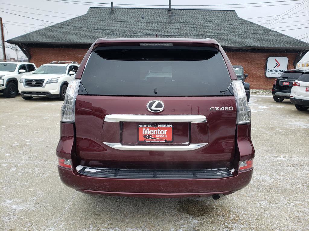 Used 2022 Lexus GX 460 w/ Accessory Package image 5