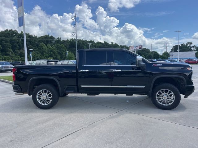 Used 2024 Chevrolet Silverado 2500 LTZ w/ LTZ Plus Package AWD/4WD image 10