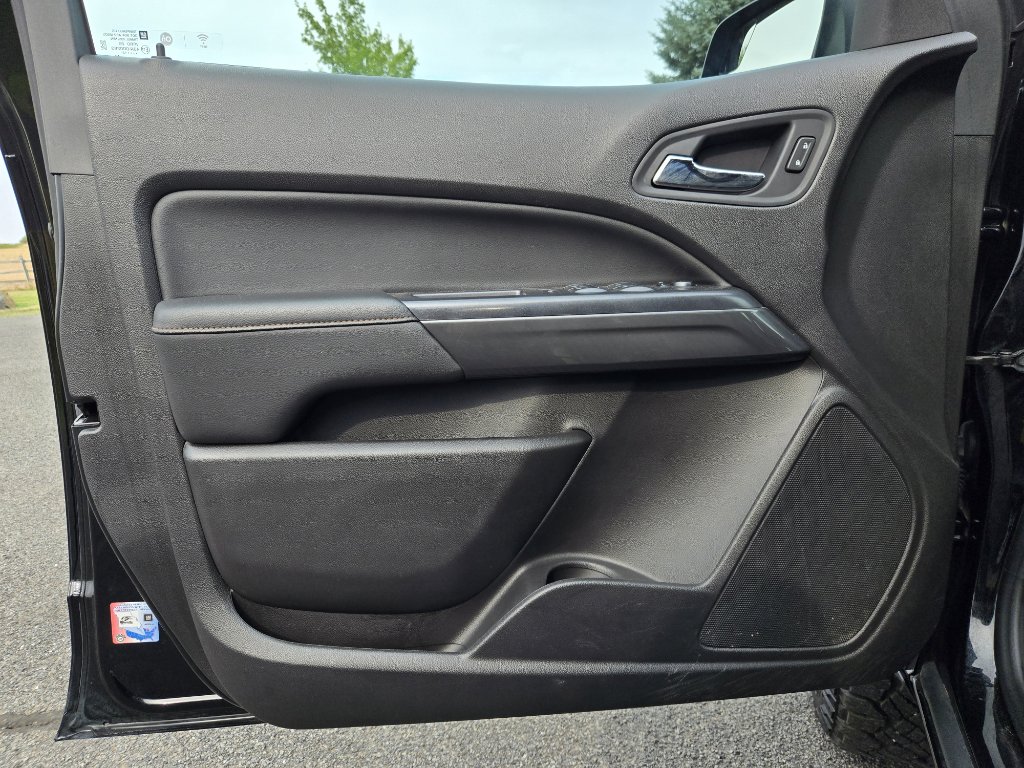 Used 2021 GMC Canyon AT4 w/ Trailering Package image 12