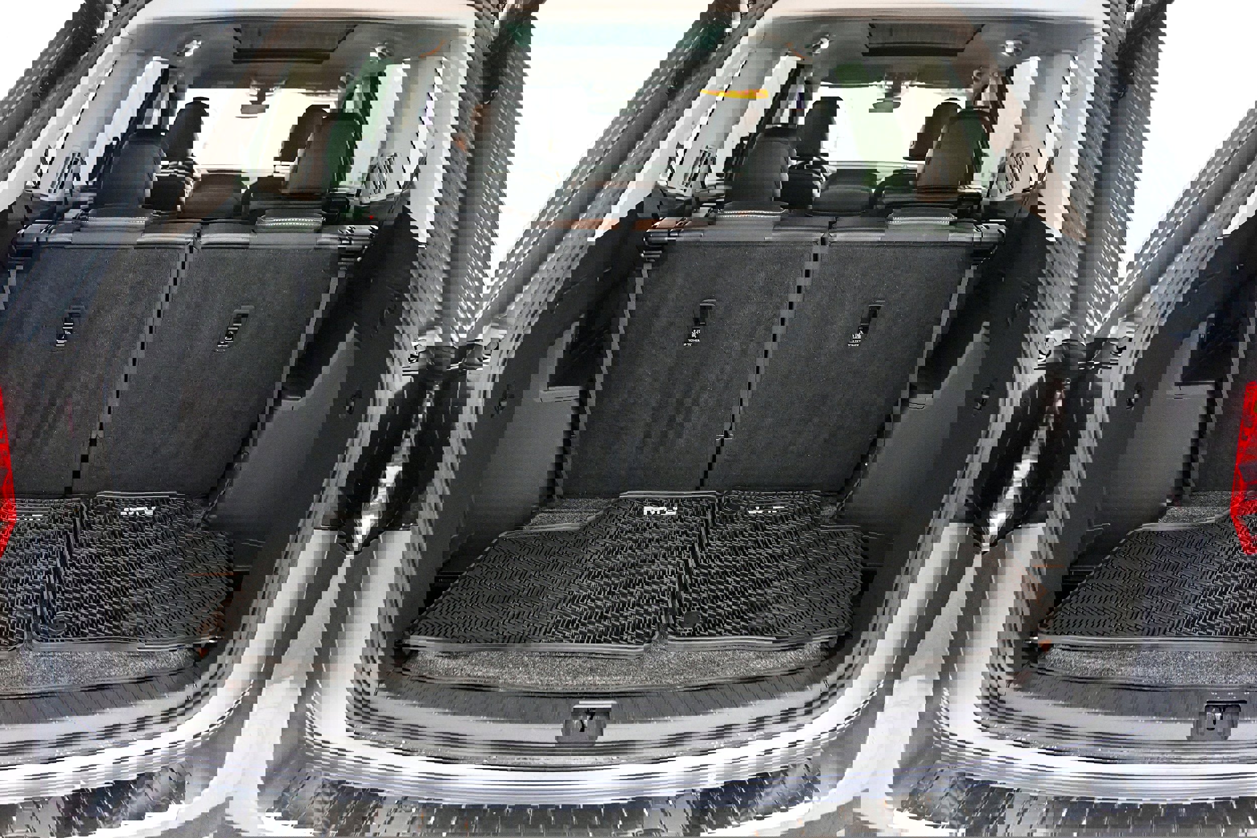 Used 2019 Volkswagen Atlas SEL Premium image 31