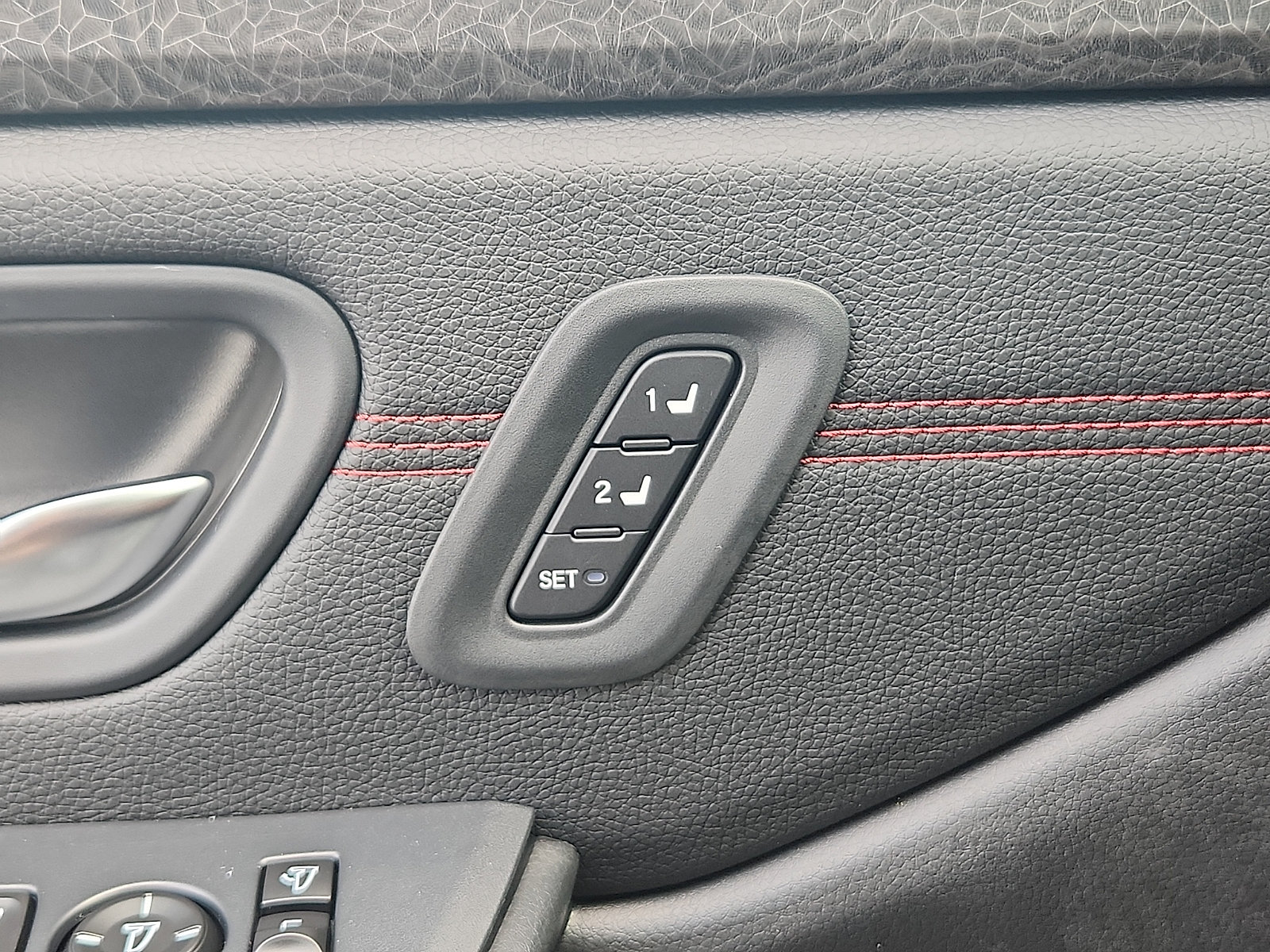 New 2026 Honda Pilot Black Edition image 17
