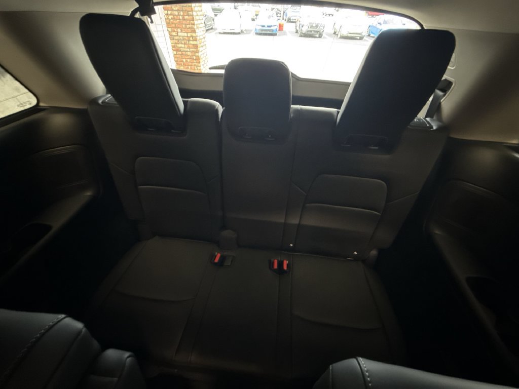 New 2026 Nissan Pathfinder SL w/ SL Premium Package AWD/4WD image 25
