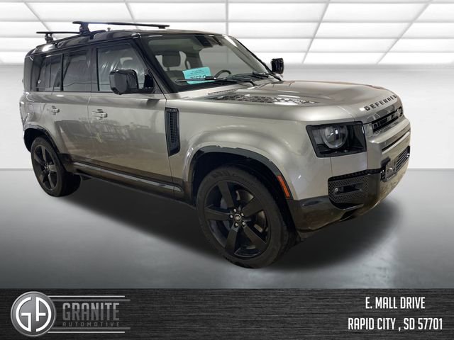 Used 2024 Land Rover Defender 110 X-Dynamic SE image 7