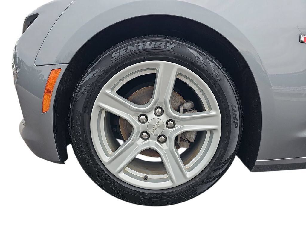 Used 2020 Chevrolet Camaro LT RWD image 31