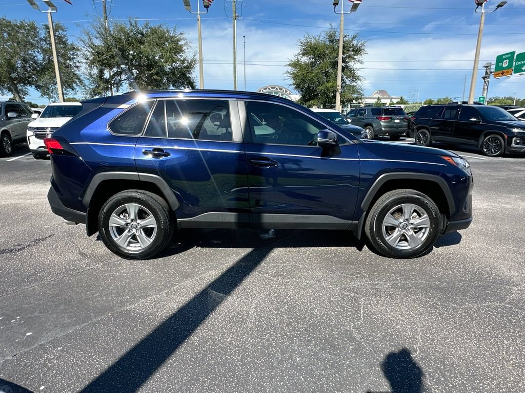 Used 2025 Toyota RAV4 XLE w/ Convenience Package FWD image 4
