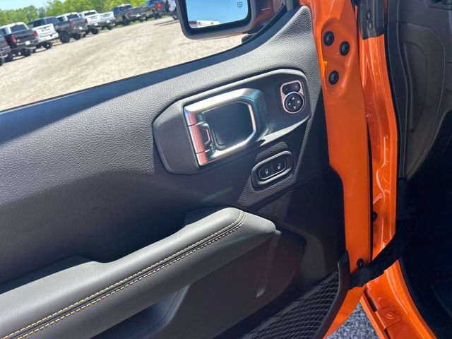 New 2025 Jeep Gladiator Sport w/ Premium Package AWD/4WD image 11