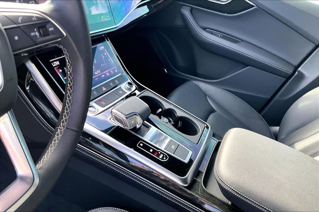 Certified 2025 Audi Q7 3.0T Premium Plus image 23