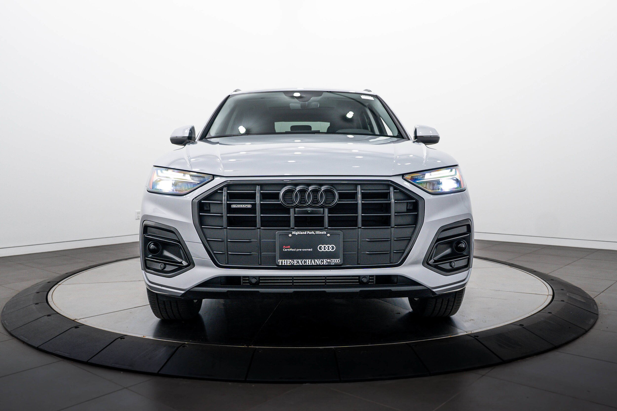 Certified 2024 Audi Q5 2.0T Premium Plus w/ Premium Plus Package AWD/4WD image 23