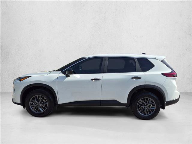 Used 2025 Nissan Rogue S FWD image 9