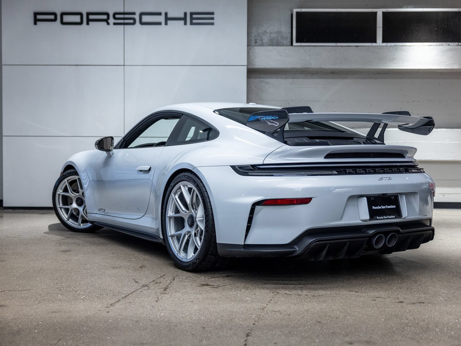 Certified 2025 Porsche 911 GT3 RWD image 3