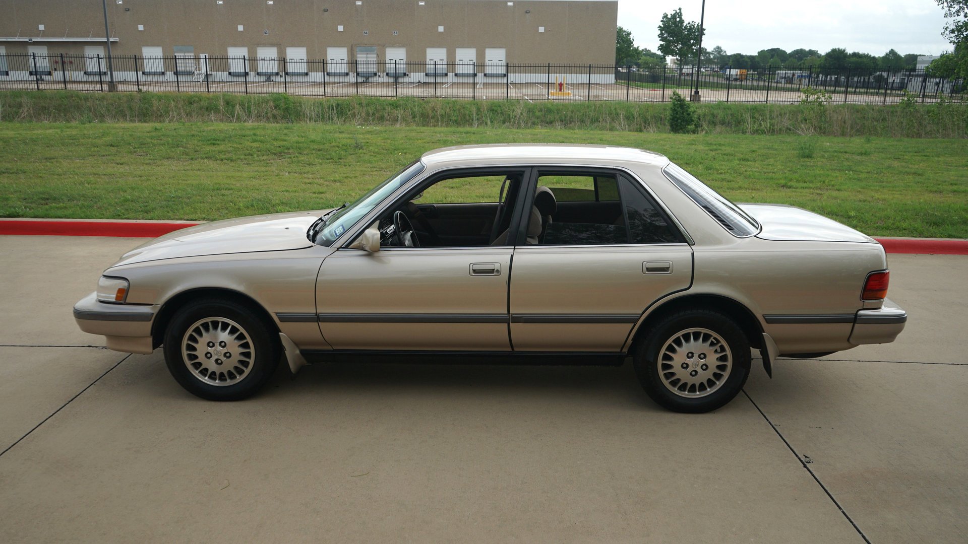 Used 1991 Toyota Cressida RWD image 5