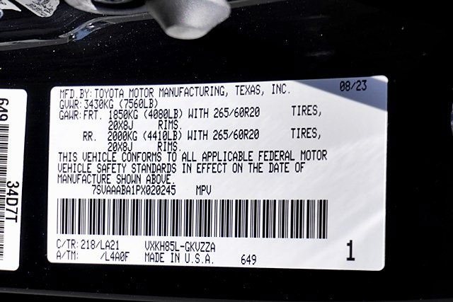Used 2023 Toyota Sequoia Platinum AWD/4WD image 12
