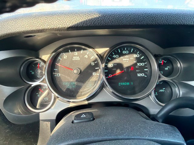 Used 2011 Chevrolet Silverado 2500 LT w/ Interior Plus Package AWD/4WD image 11