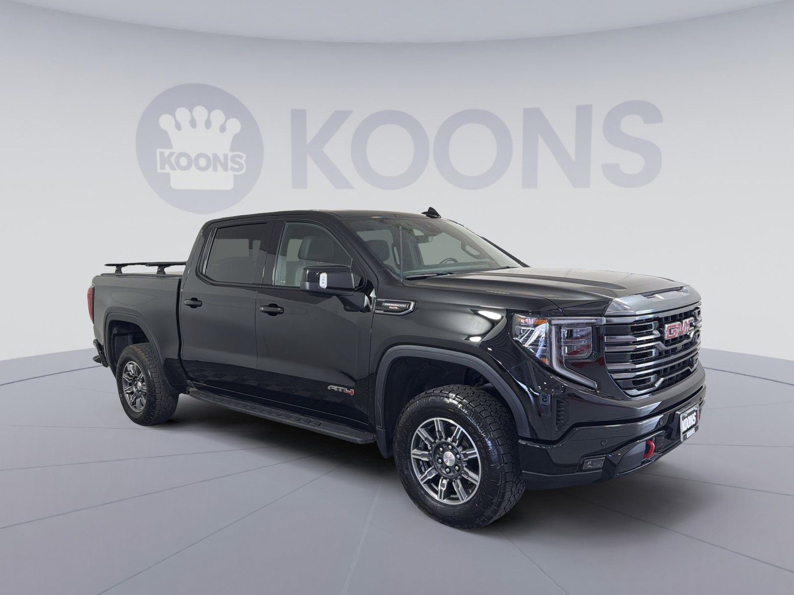 Used 2024 GMC Sierra 1500 AT4 w/ Technology Package image 10