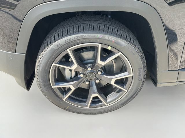 New 2026 Jeep Cherokee Overland w/ Advanced Pro Tech Group AWD/4WD image 34