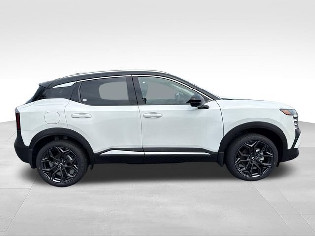 New 2026 Nissan Kicks SR w/ SR Premium Package AWD/4WD image 6