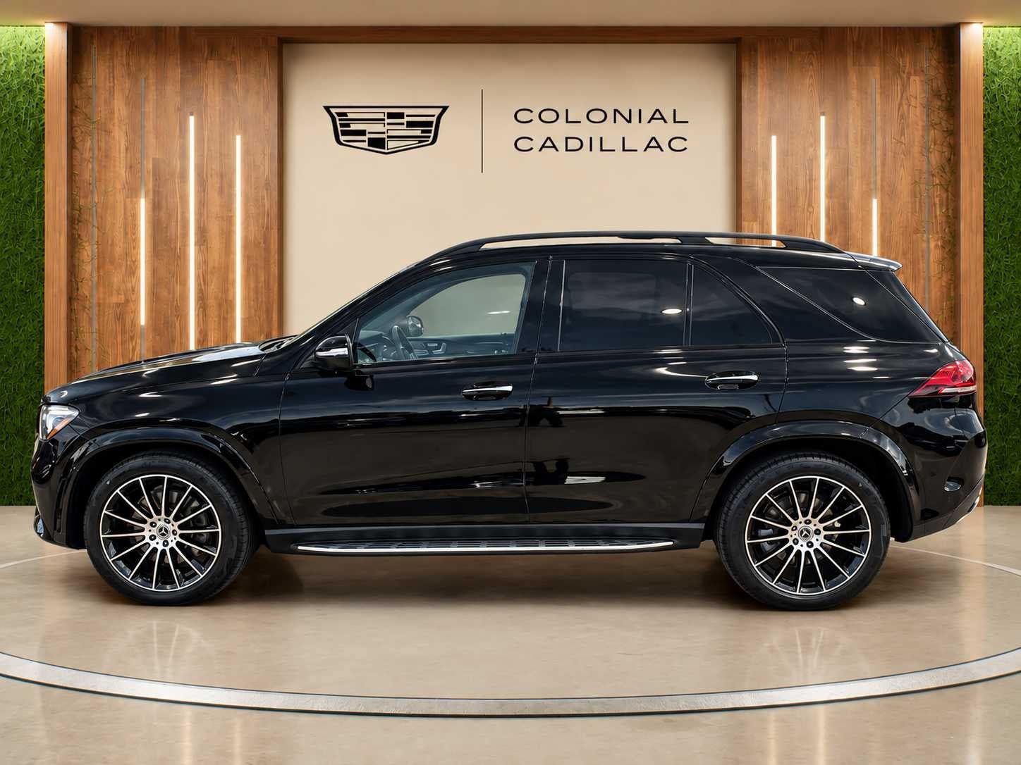 Used 2023 Mercedes-Benz GLE 450 4MATIC image 4