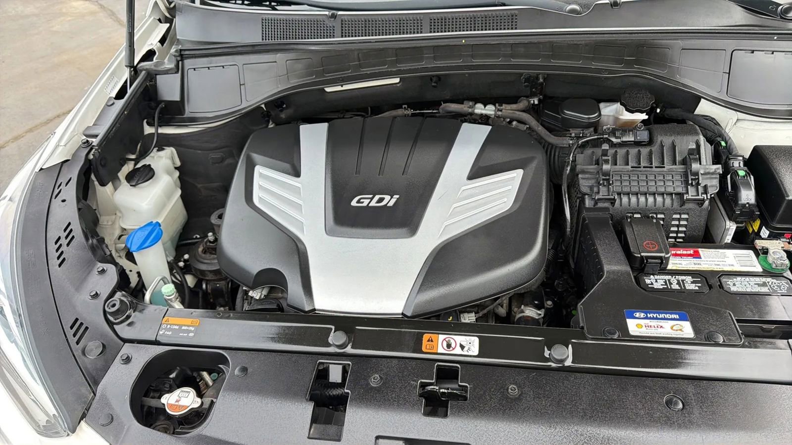 Used 2017 Hyundai Santa Fe SE image 15