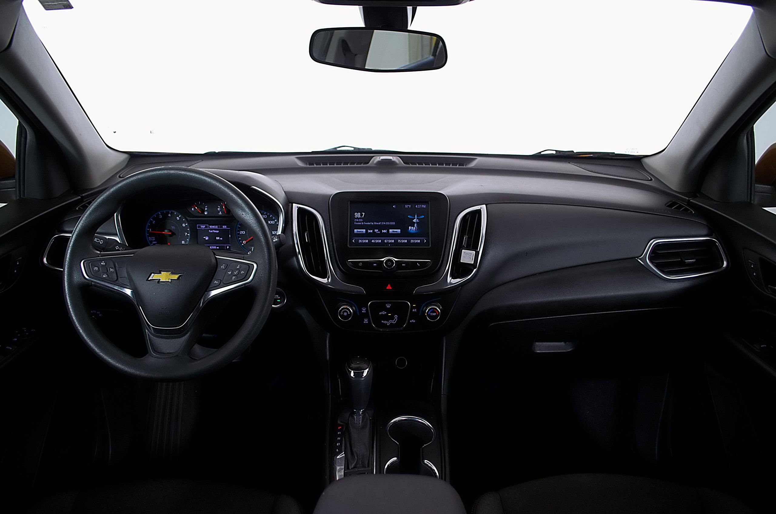 Used 2018 Chevrolet Equinox LT FWD image 22