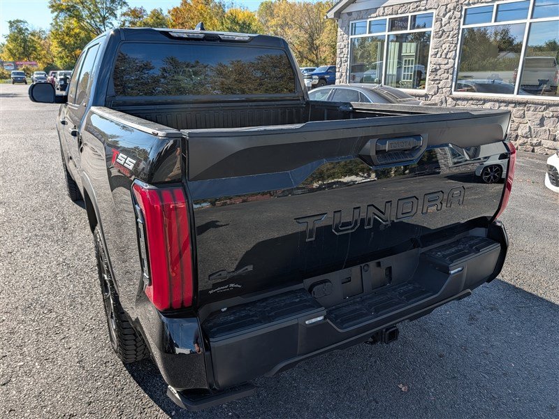 Used 2023 Toyota Tundra SR5 AWD/4WD image 5