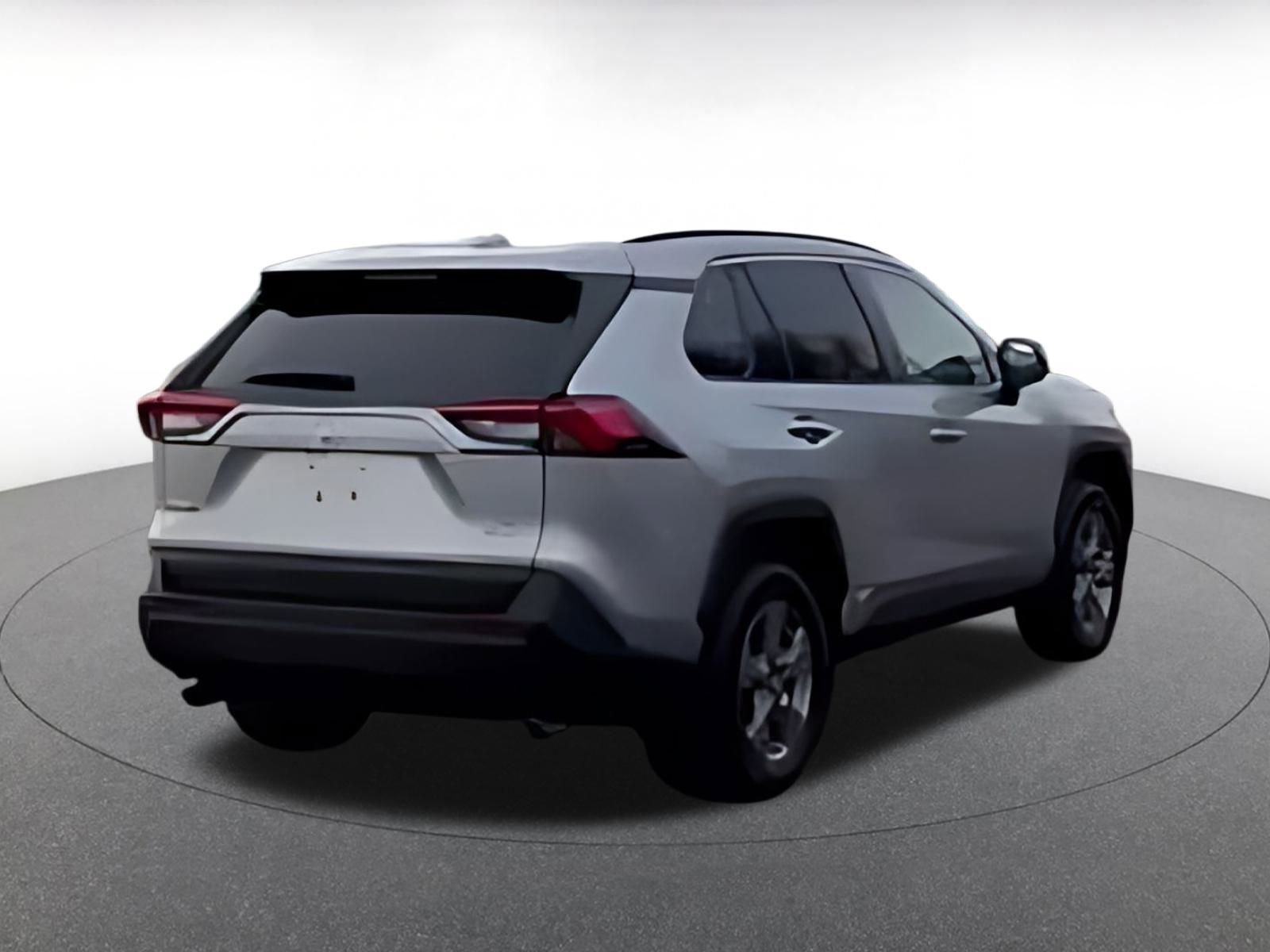 Used 2025 Toyota RAV4 LE image 16