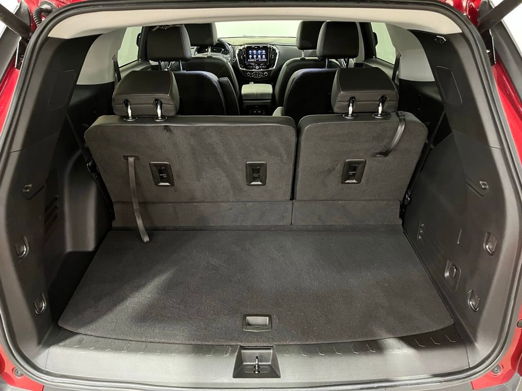 Used 2020 Chevrolet Traverse RS image 13