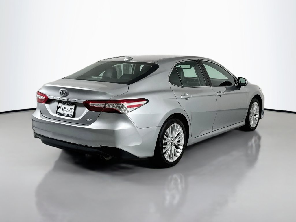 Used 2019 Toyota Camry XLE FWD image 6