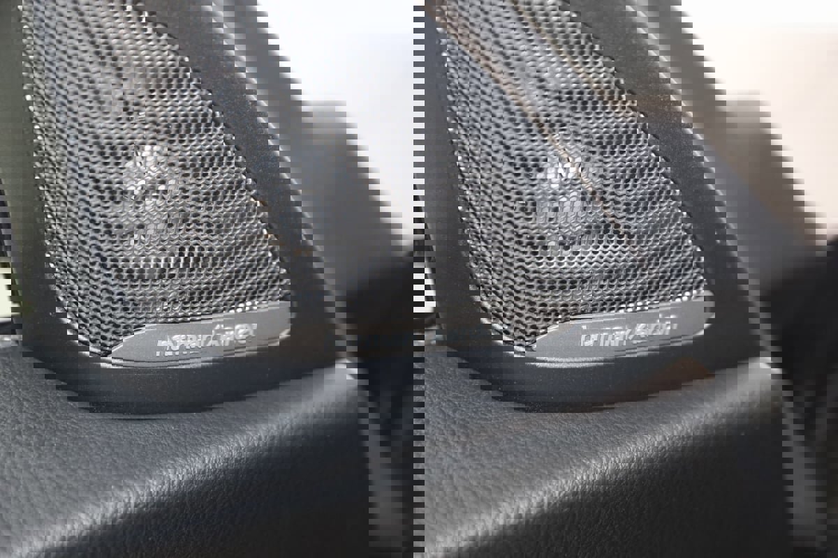 Used 2018 BMW M2 image 41