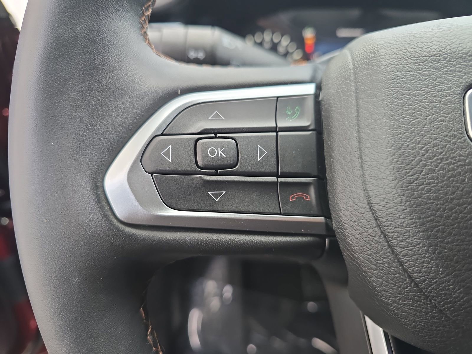 Used 2022 Jeep Compass Limited image 22