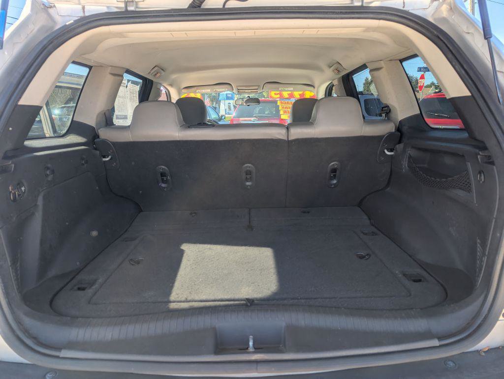 Used 2009 Jeep Grand Cherokee Laredo w/ Popular Equipment Group image 11