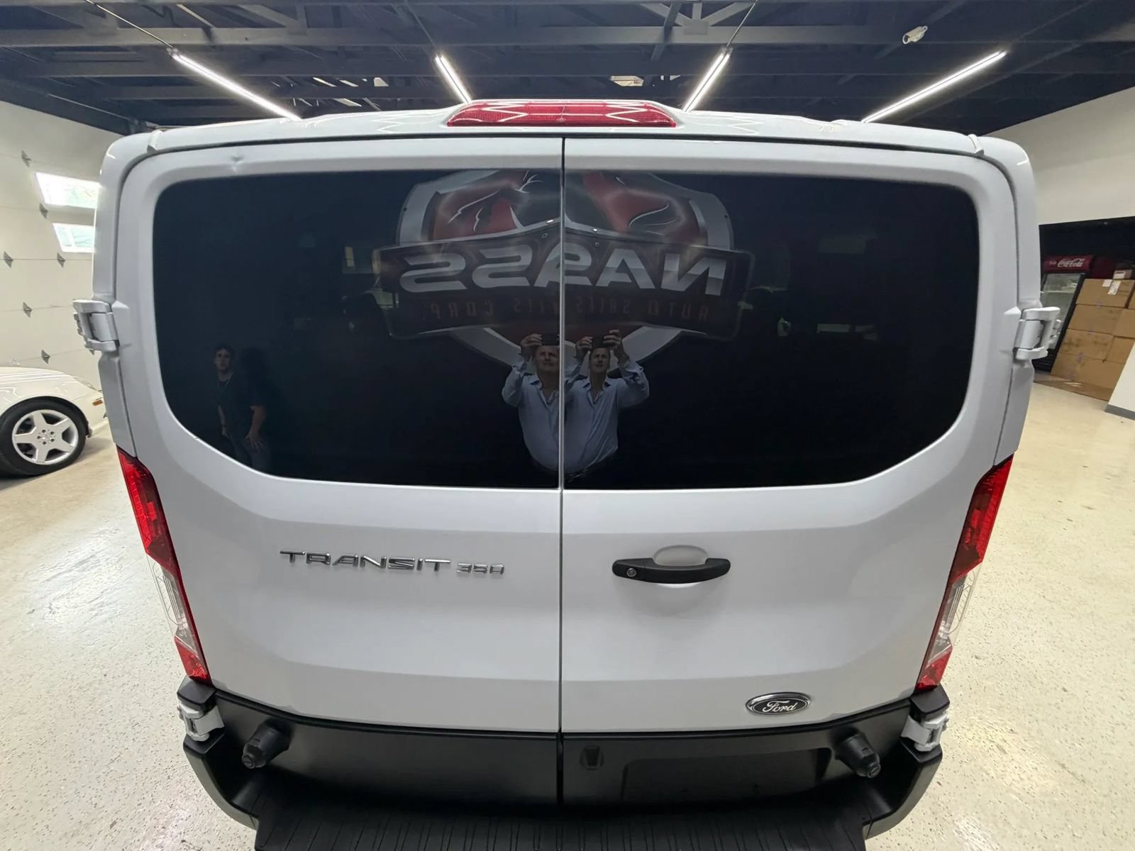 Used 2018 Ford Transit 350 XL RWD image 15