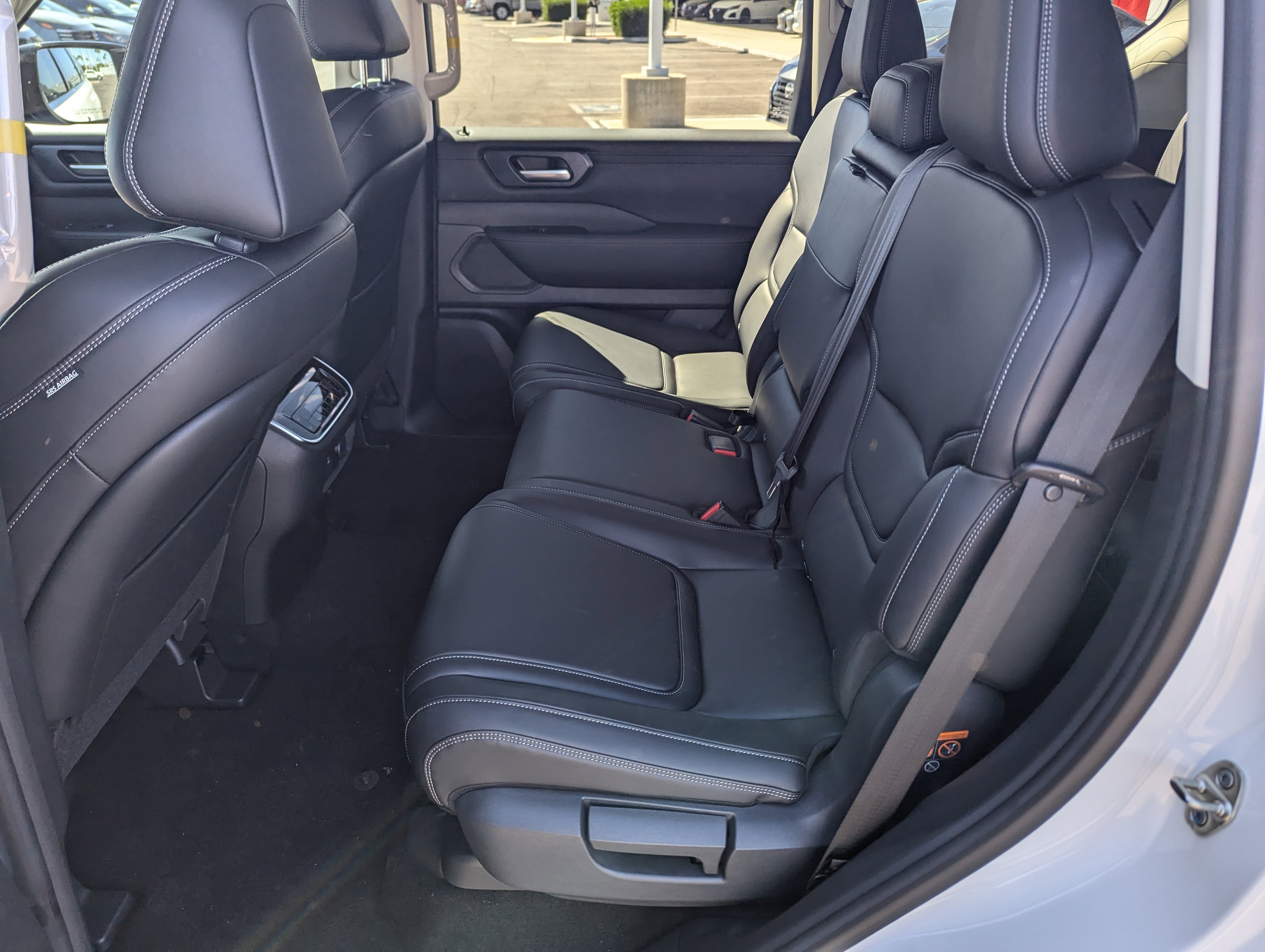 New 2026 Nissan Armada SV image 8