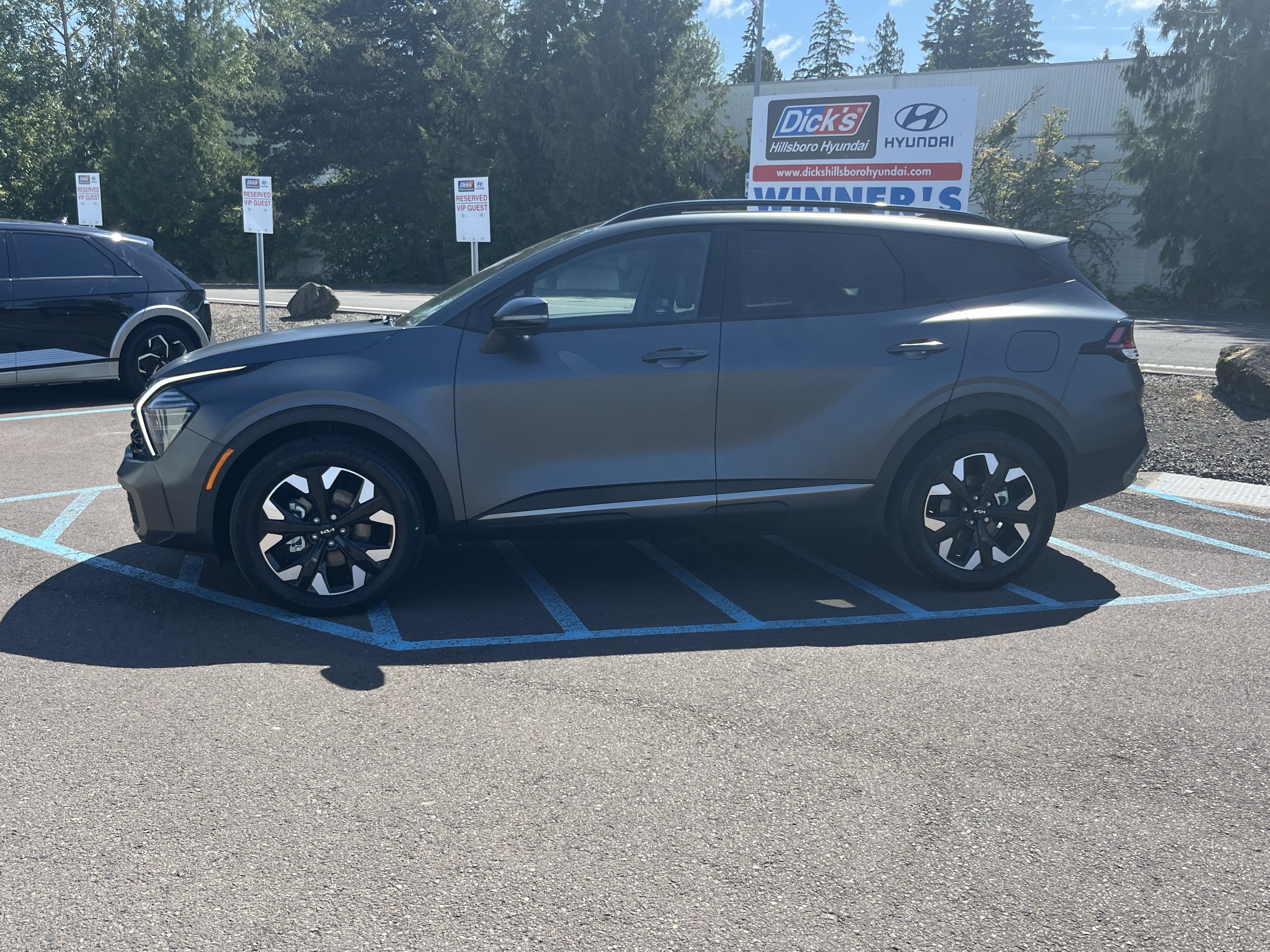 Used 2024 Kia Sportage X-Line AWD/4WD image 2