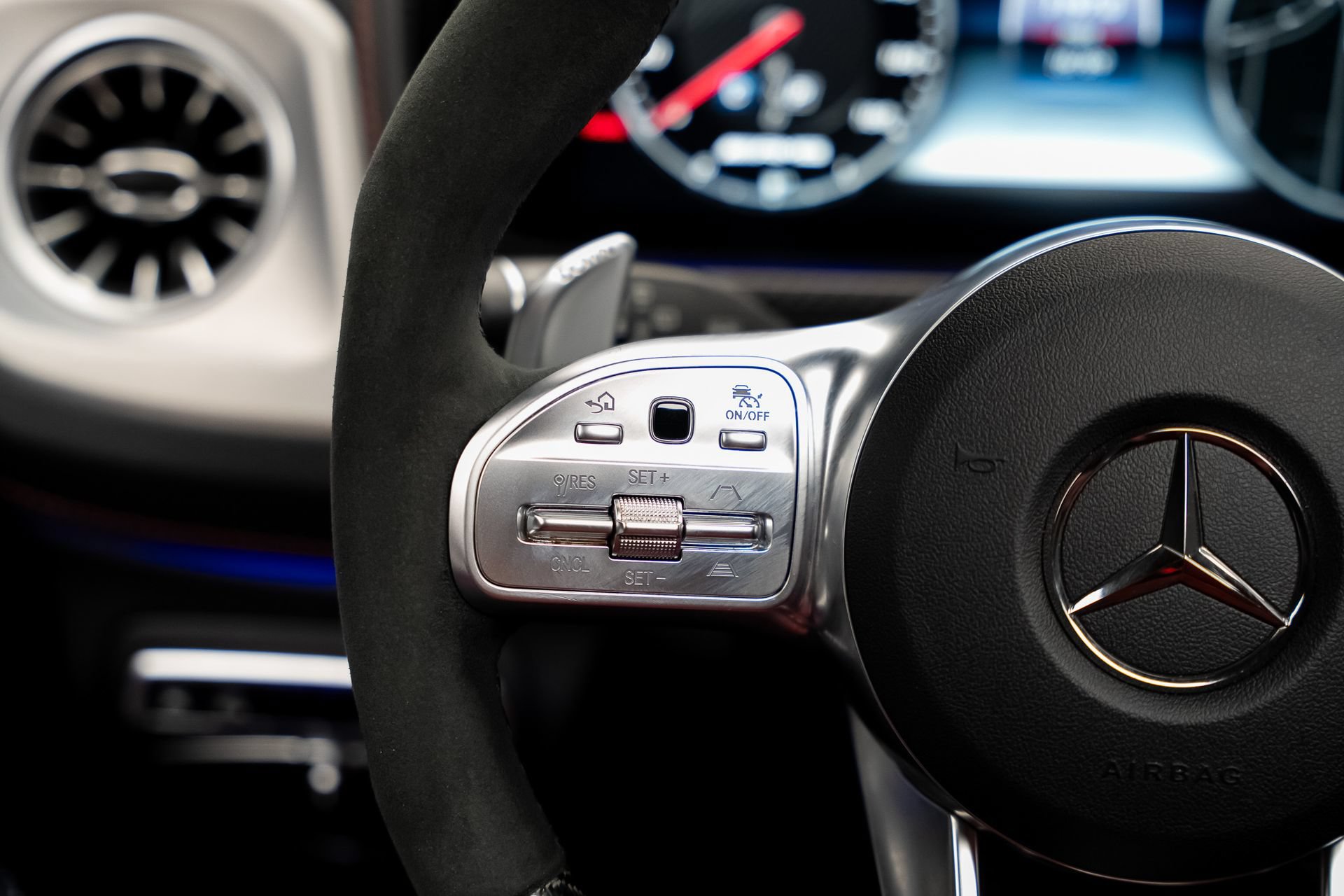 Used 2024 Mercedes-Benz G 63 AMG 4MATIC image 46