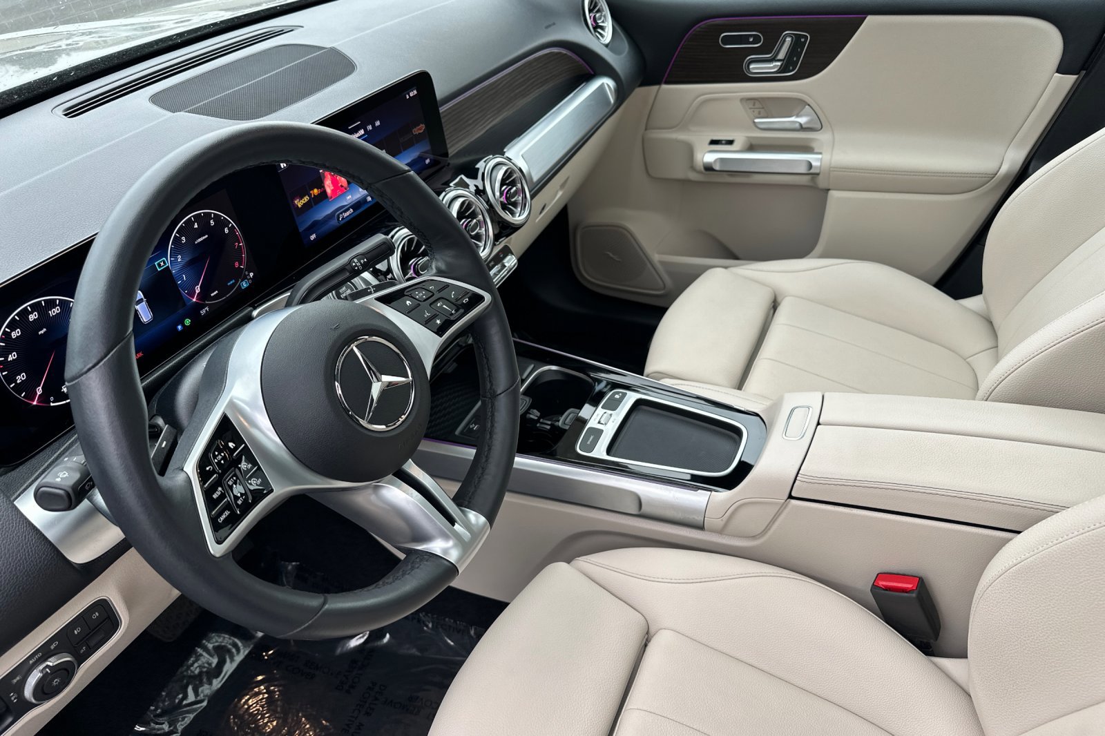 Certified 2025 Mercedes-Benz GLB 250 4MATIC image 10