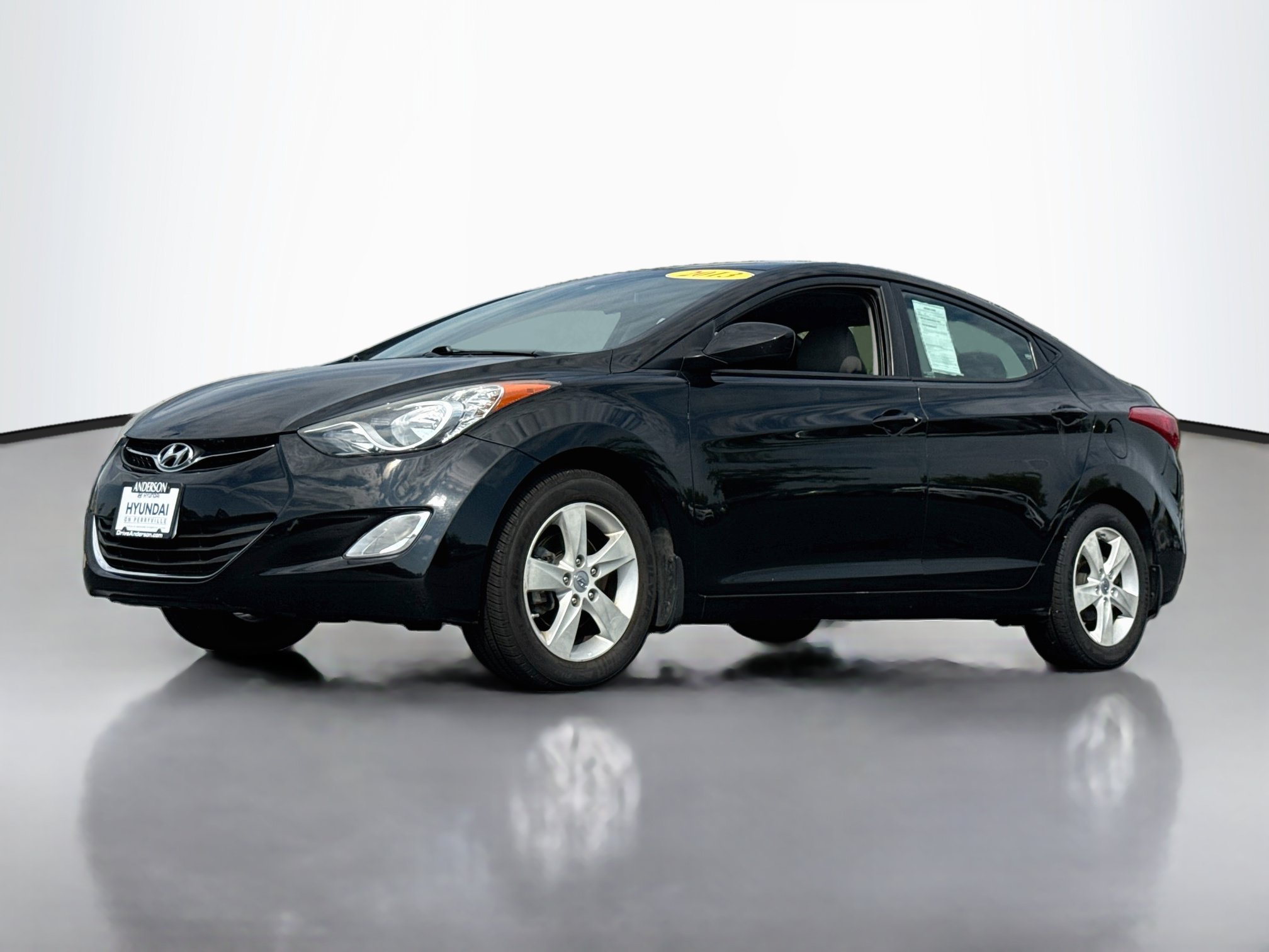 Used 2013 Hyundai Elantra GLS w/ Preferred Pkg FWD image 3