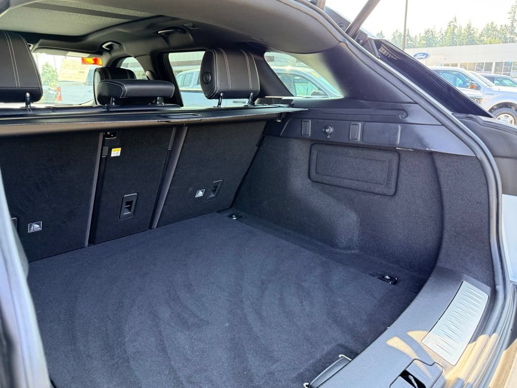 Used 2019 Land Rover Range Rover Velar R-Dynamic HSE AWD/4WD image 28