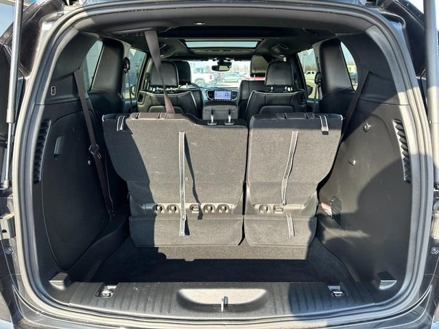 Used 2025 Chrysler Pacifica Limited image 5