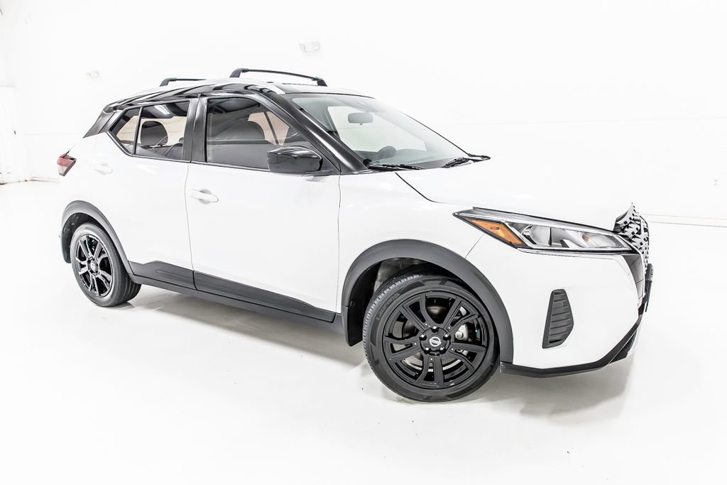 Used 2021 Nissan Kicks SV w/ Exterior Package FWD image 9