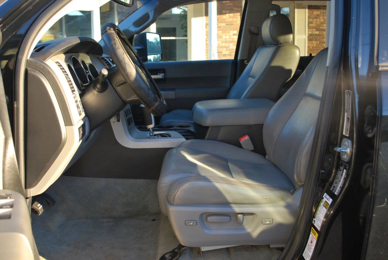 Used 2008 Toyota Sequoia Limited RWD image 22