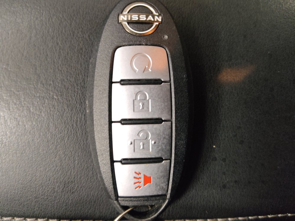 Used 2022 Nissan Kicks SV FWD image 32