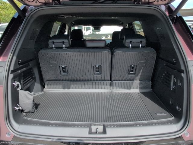 New 2026 Chevrolet Traverse RS w/ LPO, Floor Liner Package image 11
