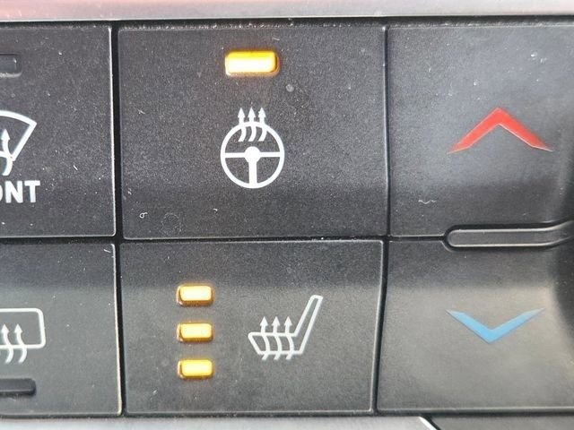 Used 2022 Jeep Wrangler Unlimited Rubicon 4xe w/ Steel Bumper Group image 17