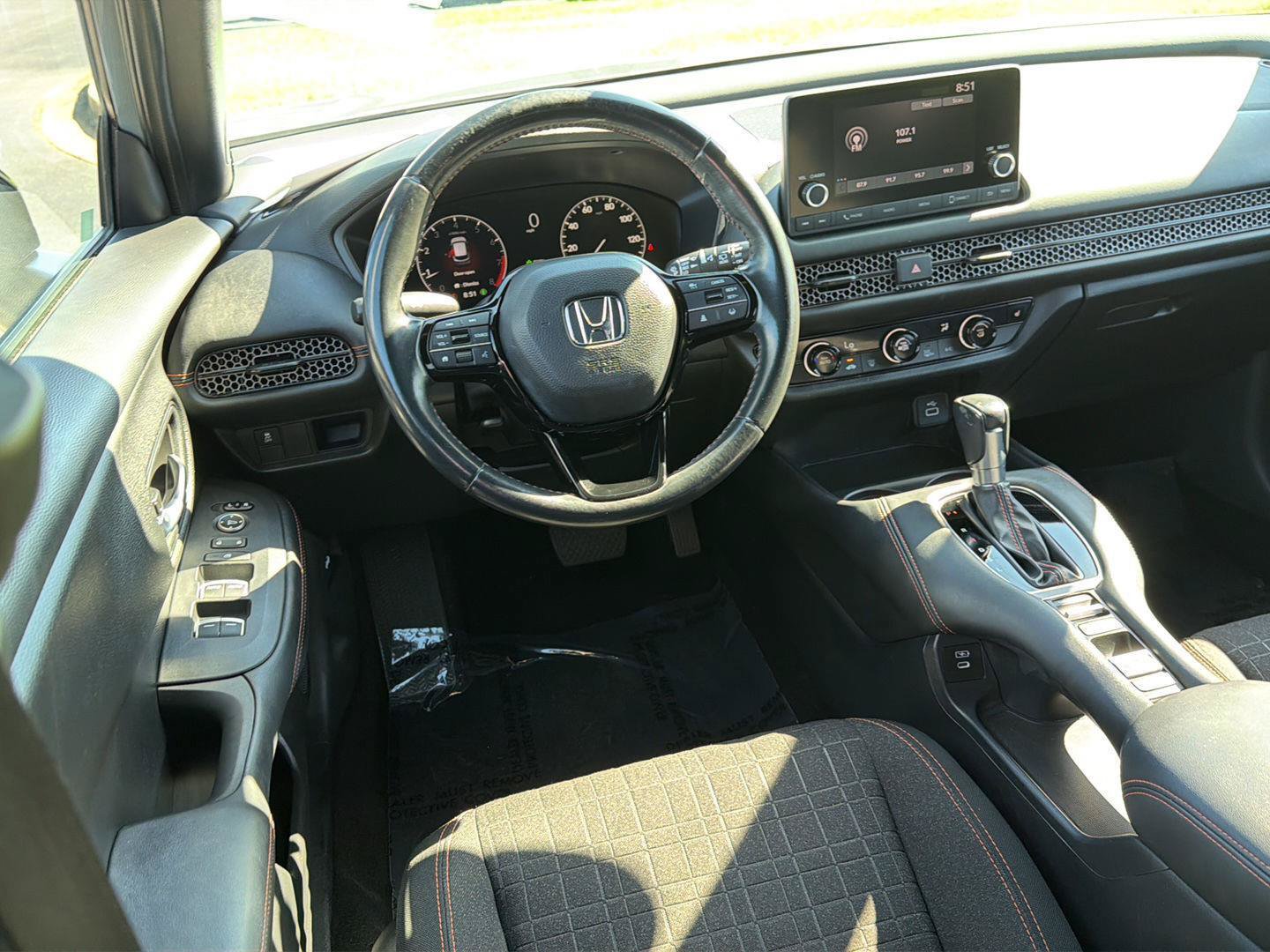 Used 2024 Honda HR-V Sport image 17