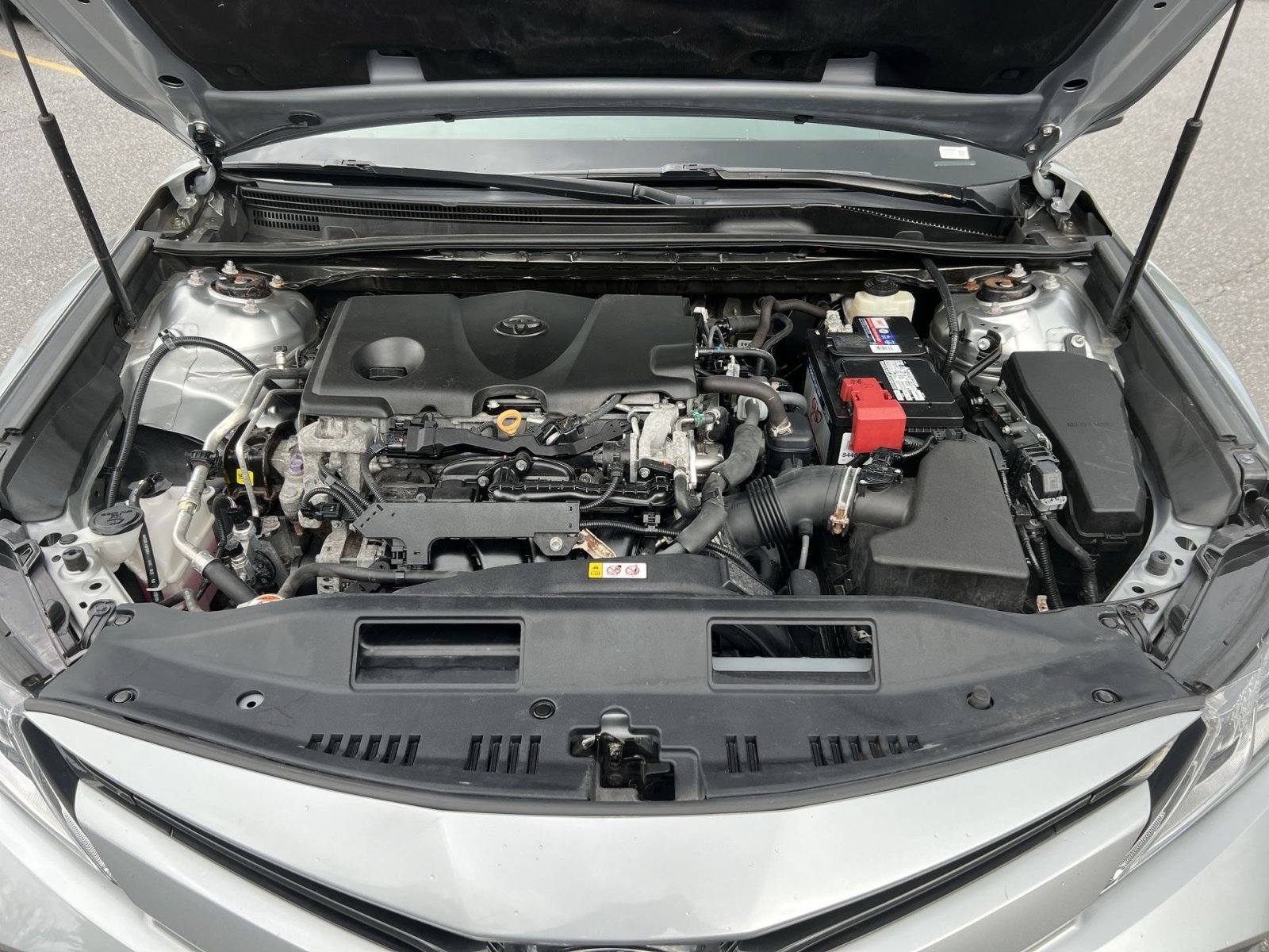 Used 2018 Toyota Camry LE FWD image 26